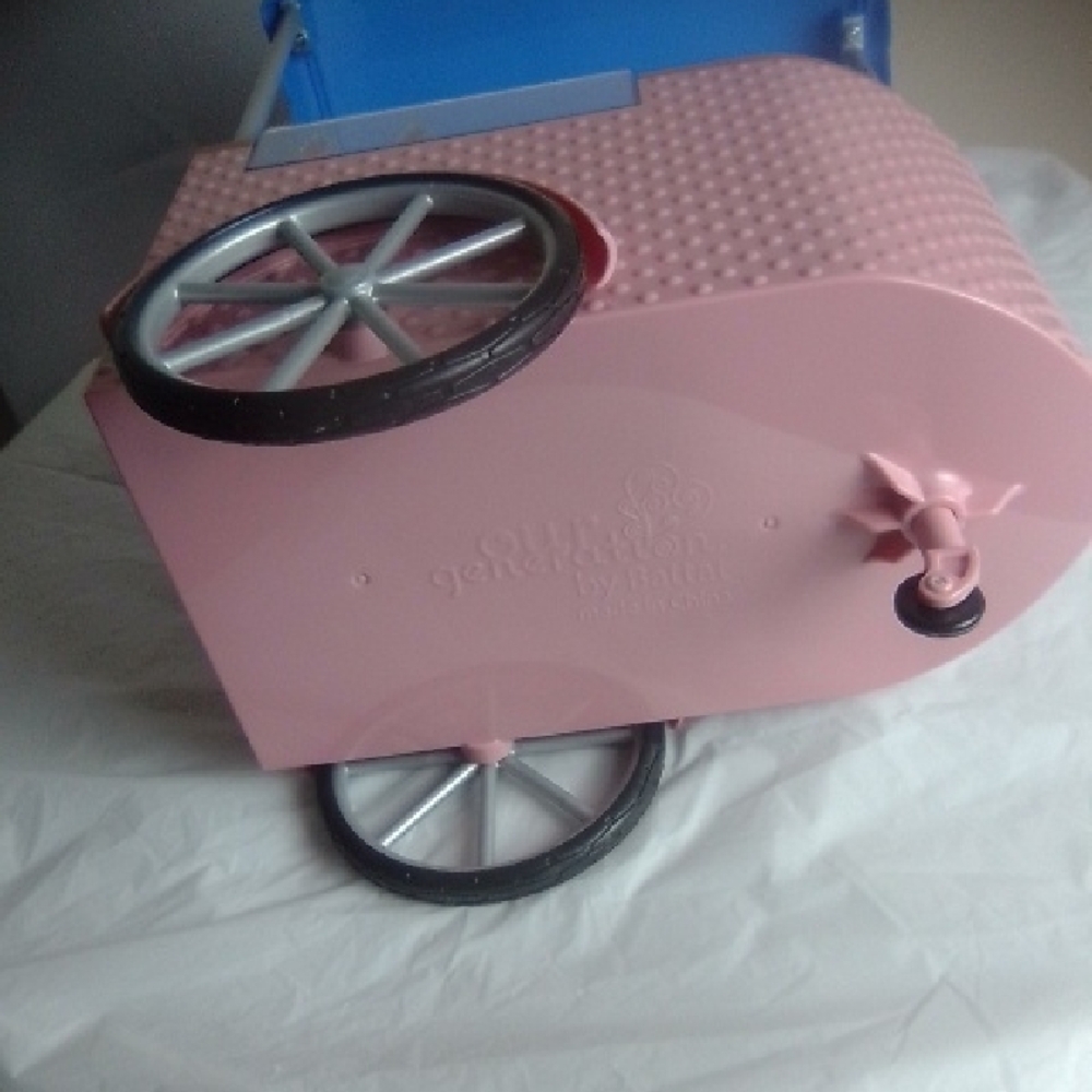 VITANGE OUR GENERATION Kids Ice Cream Cart Playset - Pink and Blue - Picture 6 of 8